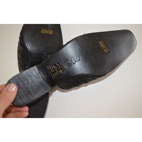 Vintage Beaded Low Heel Mule Size 9 - Picture 3 of 5